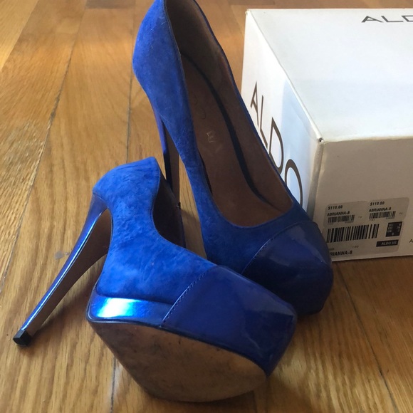 Royal blue high heels - Picture 4 of 5